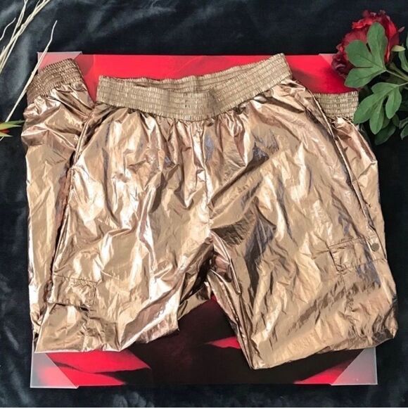 Victoria’s Secret Sport Pants Size XSmall  NWT - Picture 1 of 9